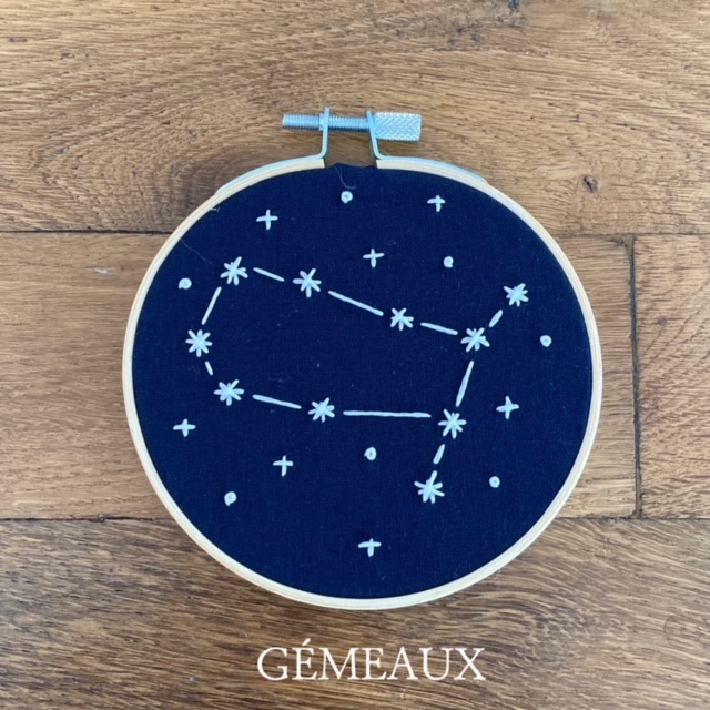 Constallation broderie main (8)