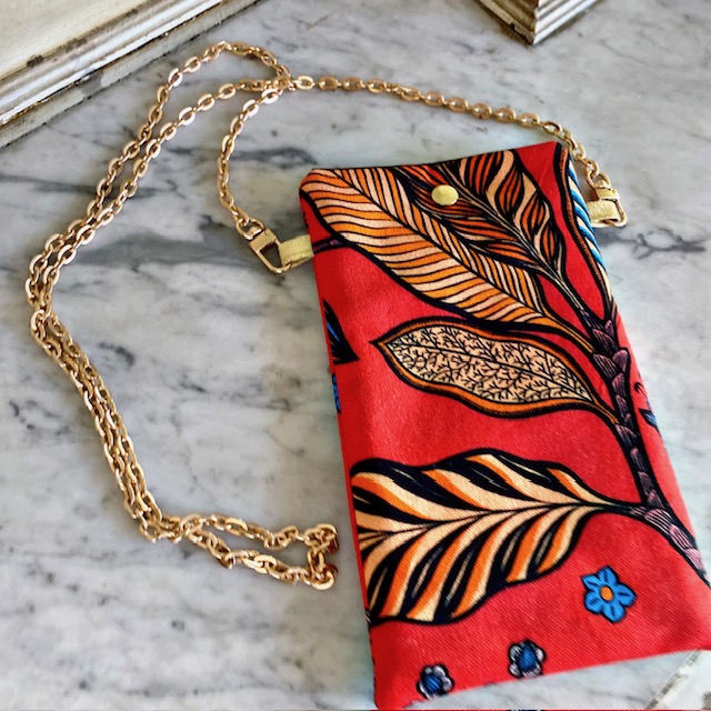 Pochette telephone carlotta (1)