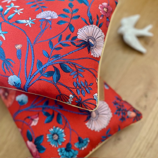 Coussin garance rouge fleurs des champs