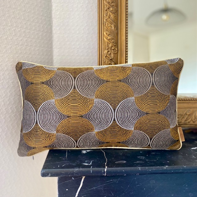 Coussin ECLIPSE - NEW – Image 1