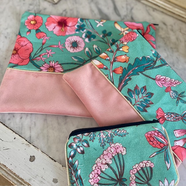Pochette APRIL – Image 2
