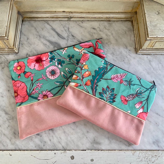 Pochette APRIL – Image 1