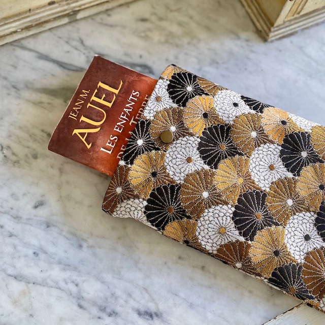 Pochette Livre de Poche KIRA – Image 2