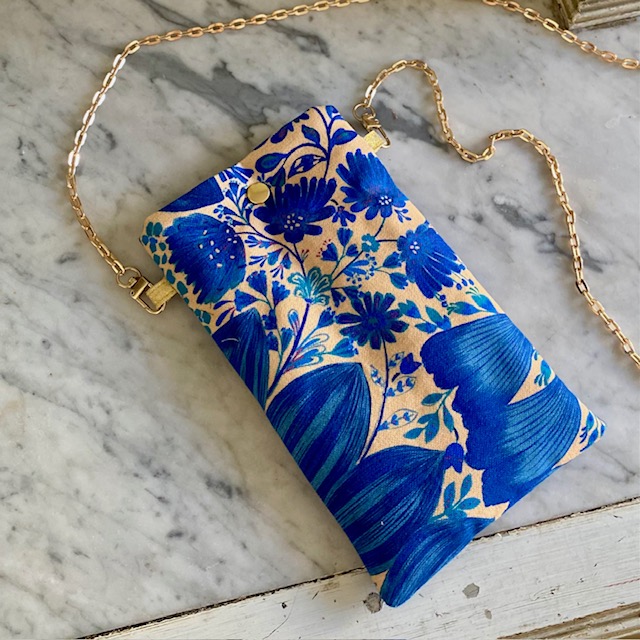 Pochette Téléphone ISEULT – Image 1